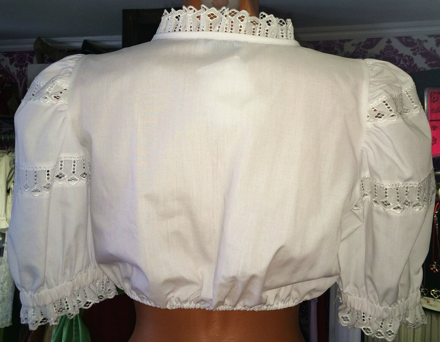 Dirndlbluse Rose, halbarm, weiß, Lochmuster, Puffärmel Gr. 34 Dirndlblusen Rose Blusen