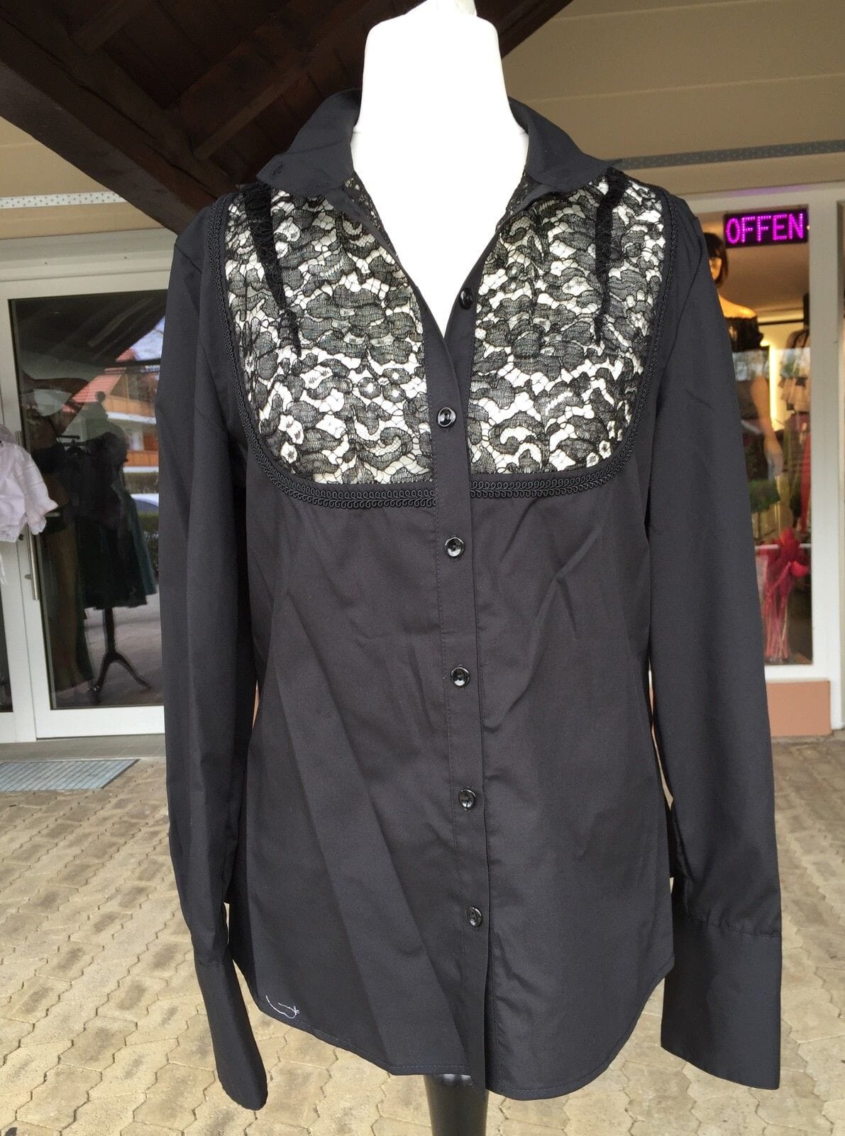 Dirndlbluse, Trachtenbluse Kinga Mathe, Karla, schwarz, Spitze Dirndlblusen Kinga Mathe