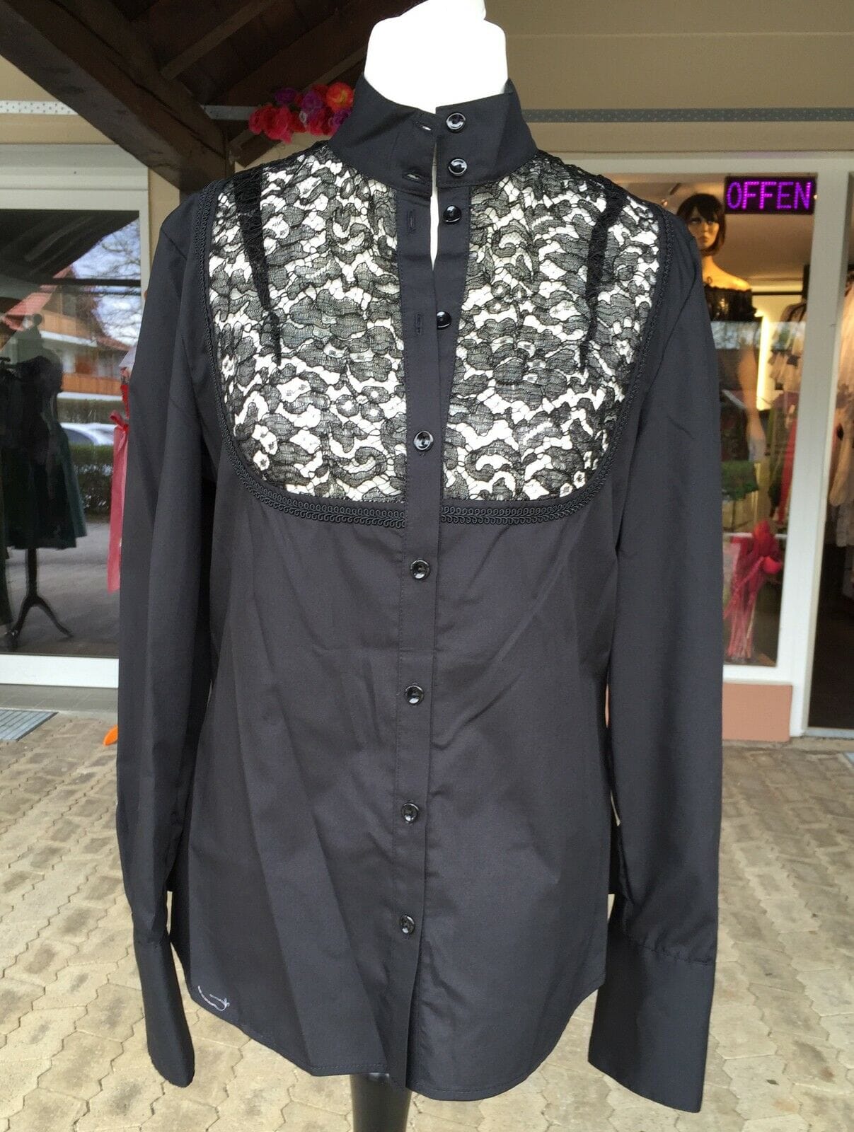 Dirndlbluse, Trachtenbluse Kinga Mathe, Karla, schwarz, Spitze Dirndlblusen Kinga Mathe