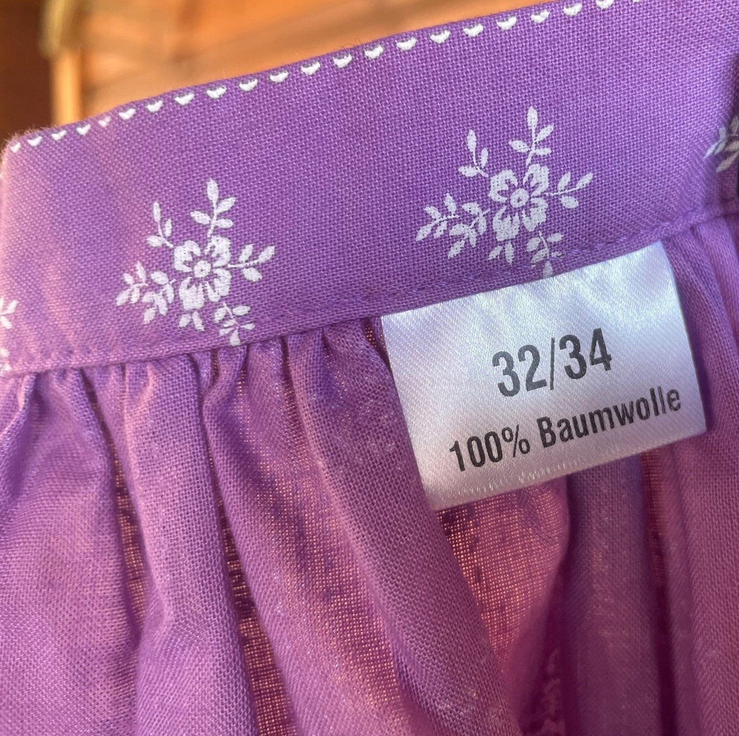 Dirndlschürze, Julia Trentini, 62, 65er, lila, Gr. 1 Schürze Julia Trentini