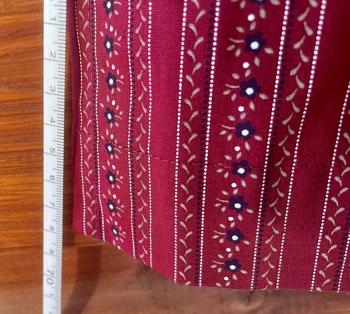 Dirndlschürze, Julia Trentini, Gr. 1, Romy 67, 70er bordeaux Schürze Julia Trentini