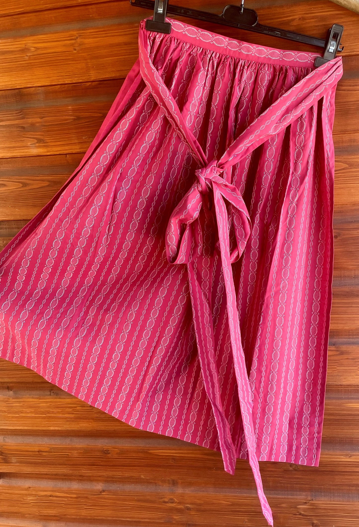 Dirndlschürze, Julia Trentini, Romy 77, 80er pink, Gr. 1 Schürze Julia Trentini