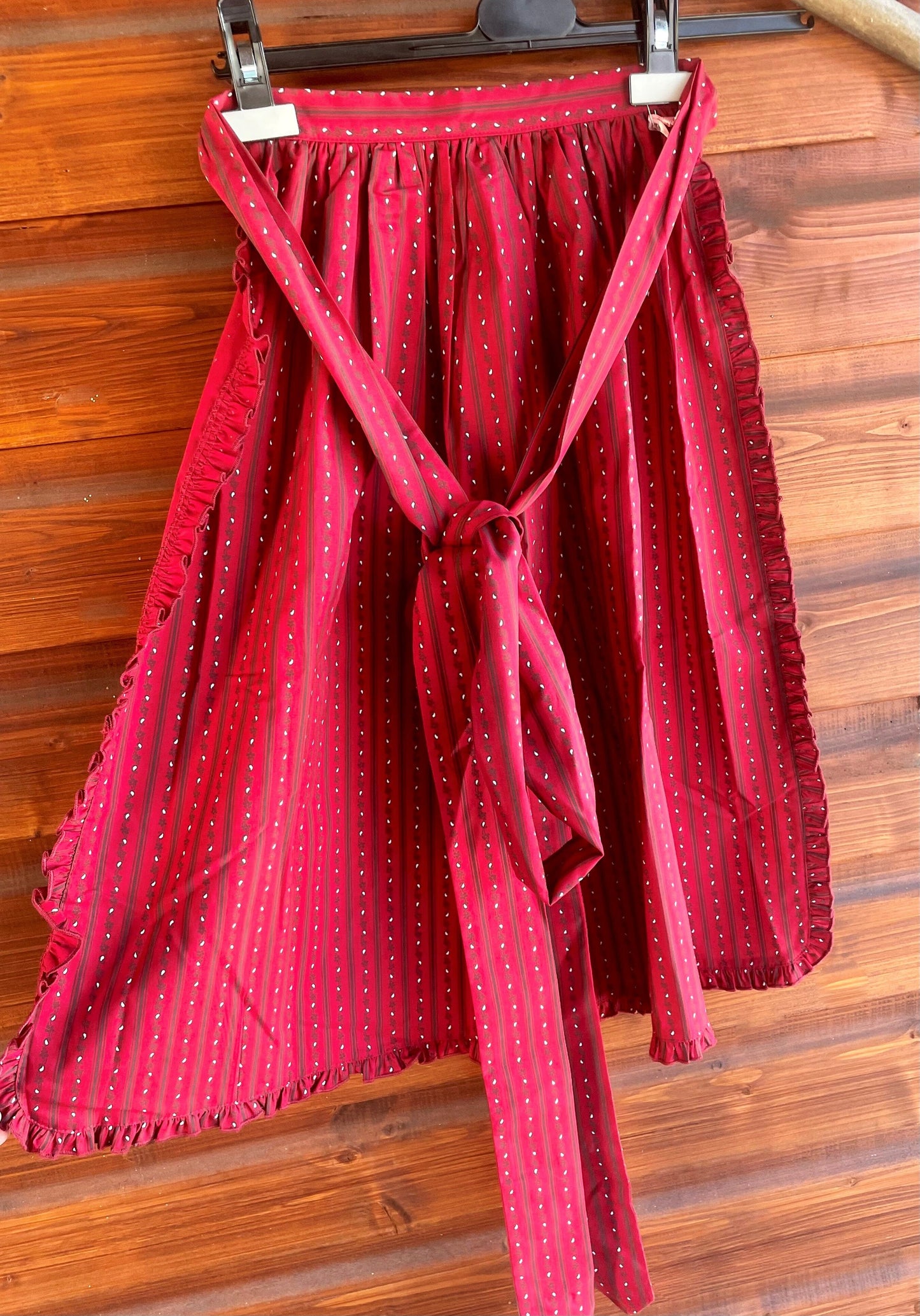 Dirndlschürze, Julia Trentini, Sophie 62 65er rot Gr. 1 Schürze Julia Trentini
