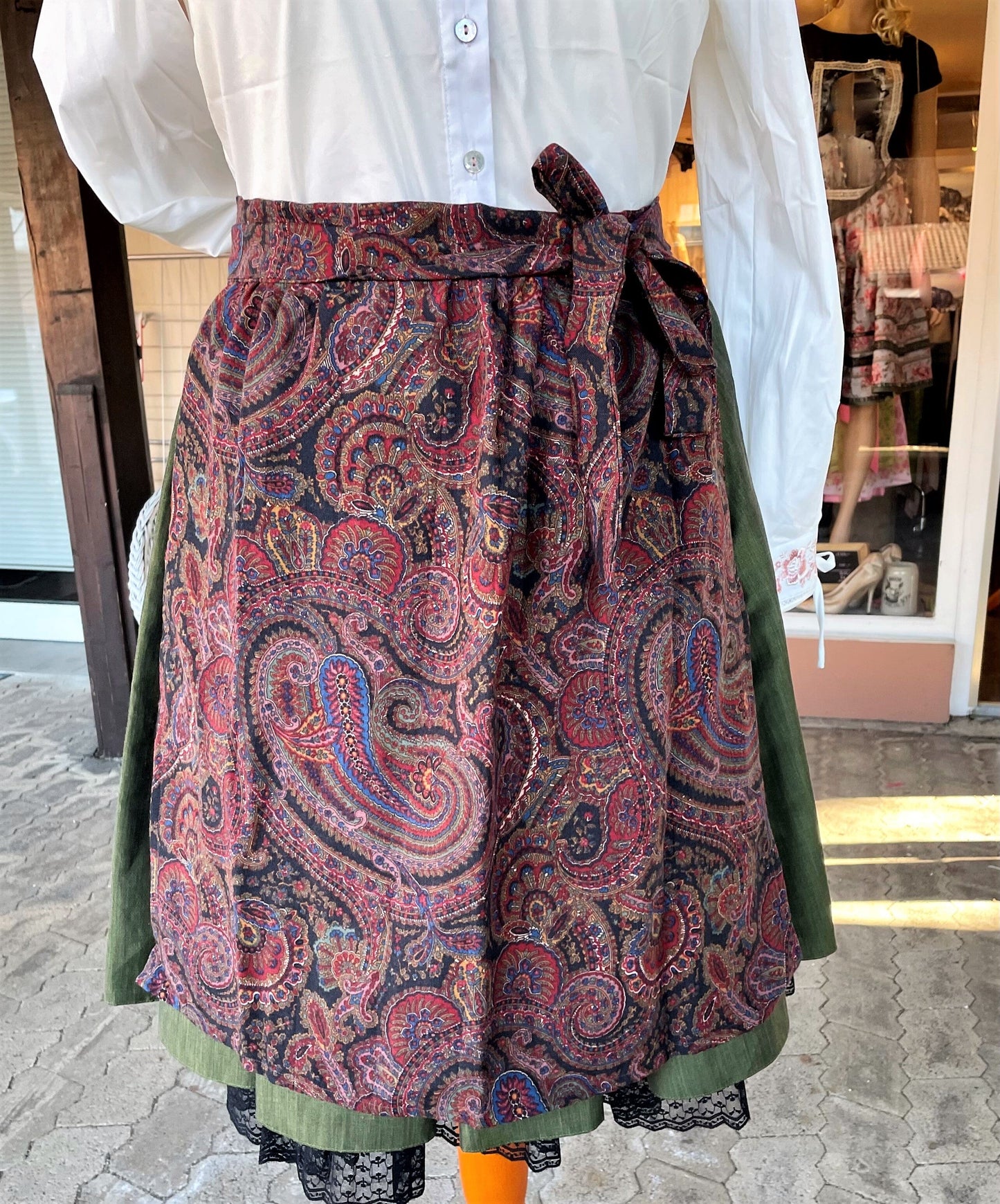 Dirndlschürze, Schürze, Paisley für 60 65 cm, Gr. 2 Schürze Eigenmarke