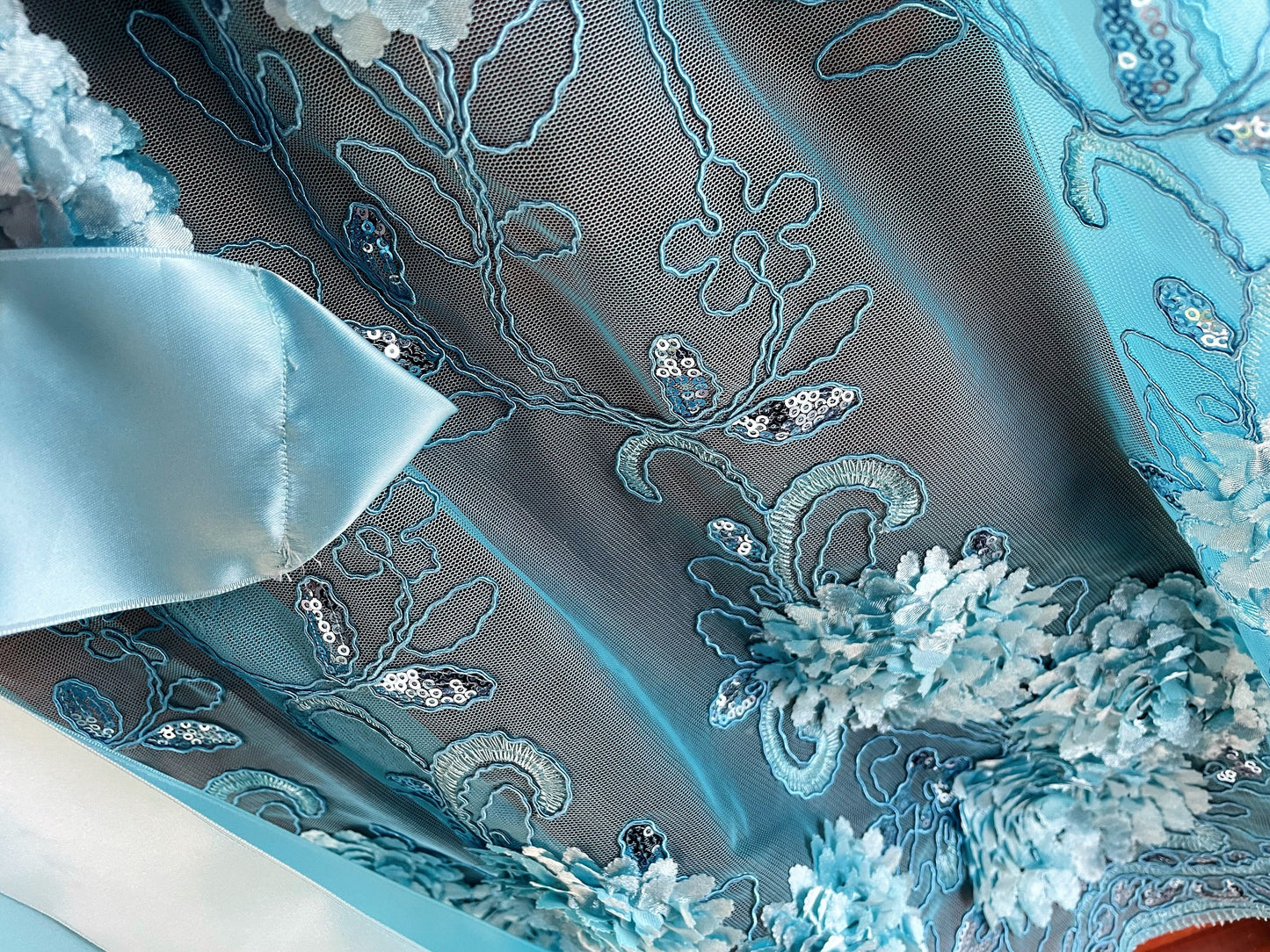 Dirndlschürze, Schürze, Spitze türkis, Gr. 3, für 75er 80er Dirndl Schürze Eigenmarke