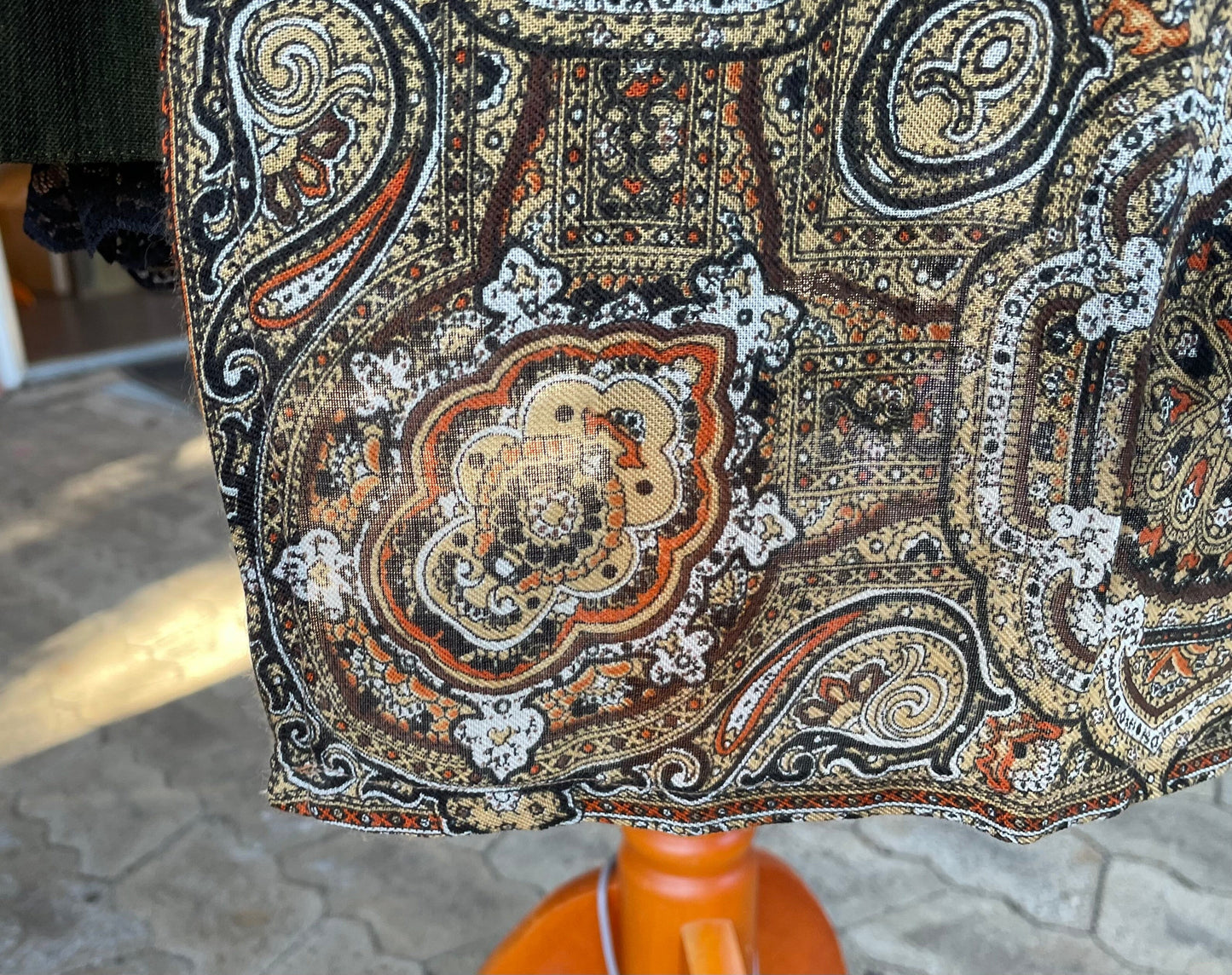Dirndlschürze, Schürze, Tuch, braun, gold, Paisley Midi für 75 cm, Gr. 2 Schürze Eigenmarke