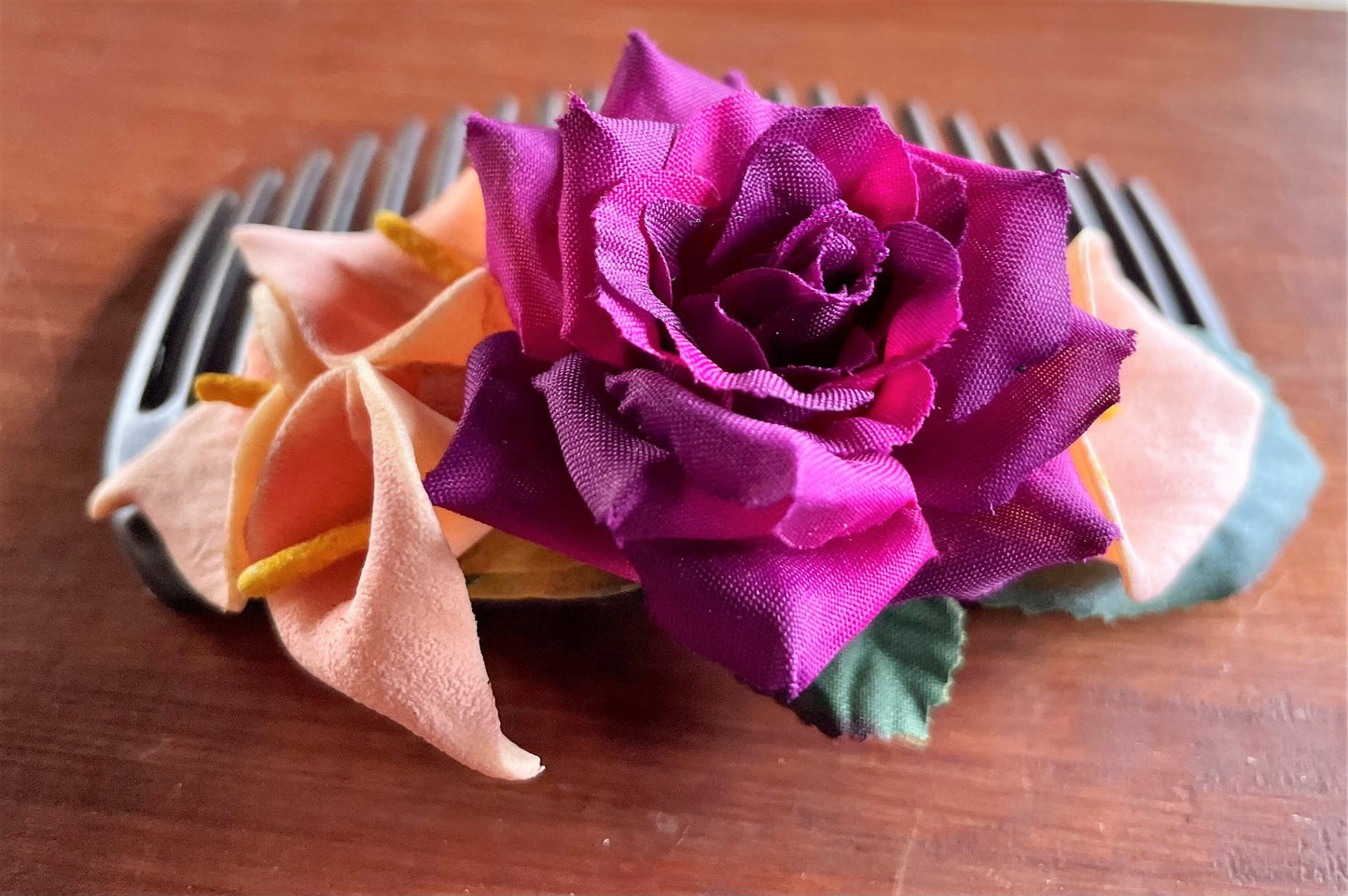 Haarschmuck, Haarkamm, Braut, Dirndl, Blüten, orange lila Haarschmuck Alpenwahn