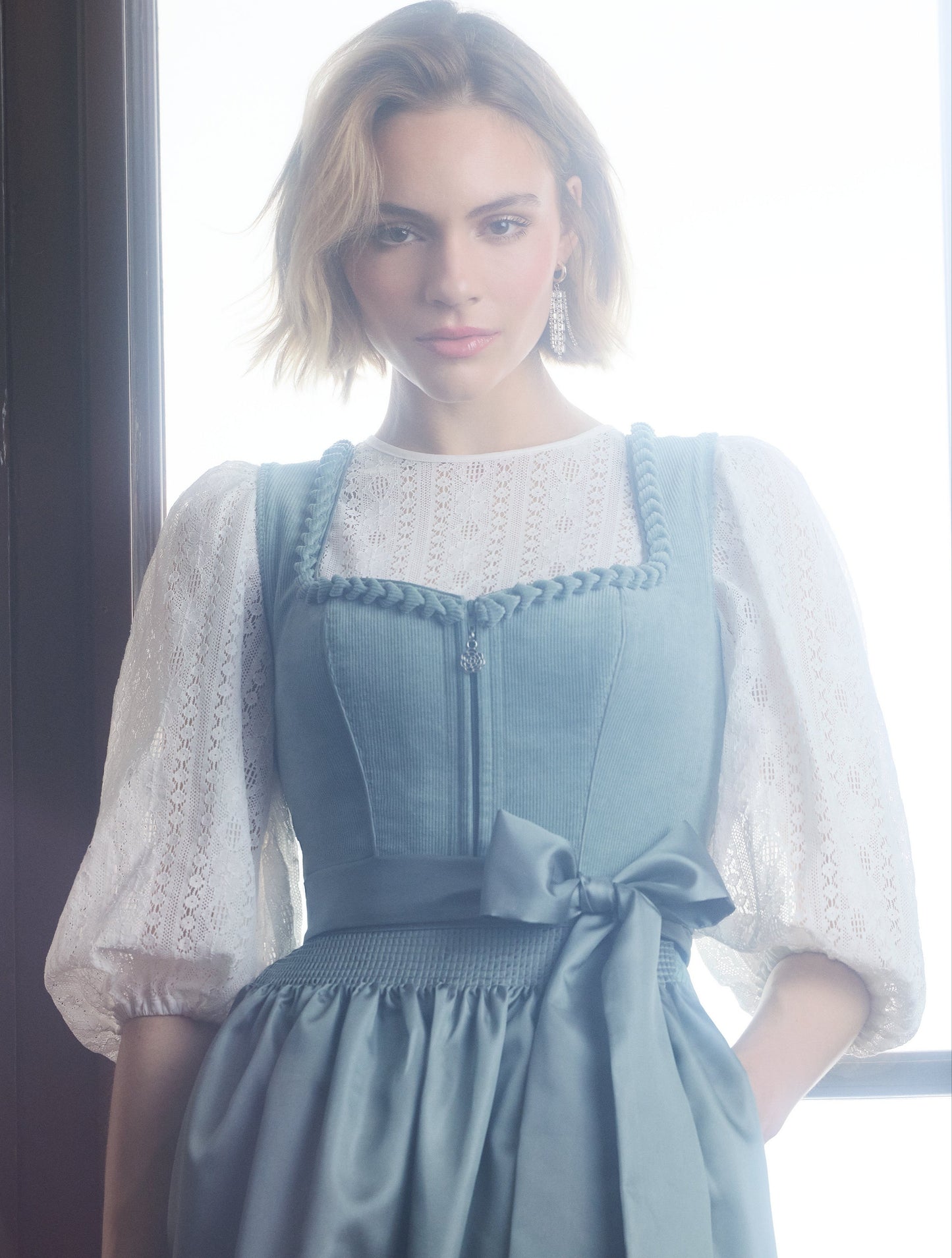 Dirndlbluse Krüger Madl, Inara, hochgeschlossen, Spitze