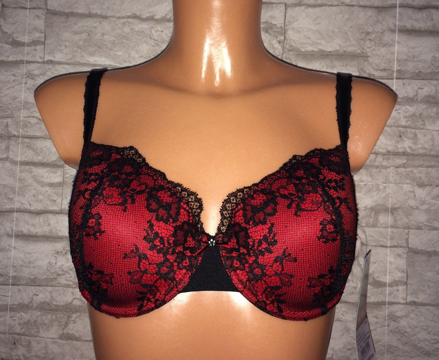 Schalen BH, Nina von C., rot, schwarz, Spitze BH Nina von C.
