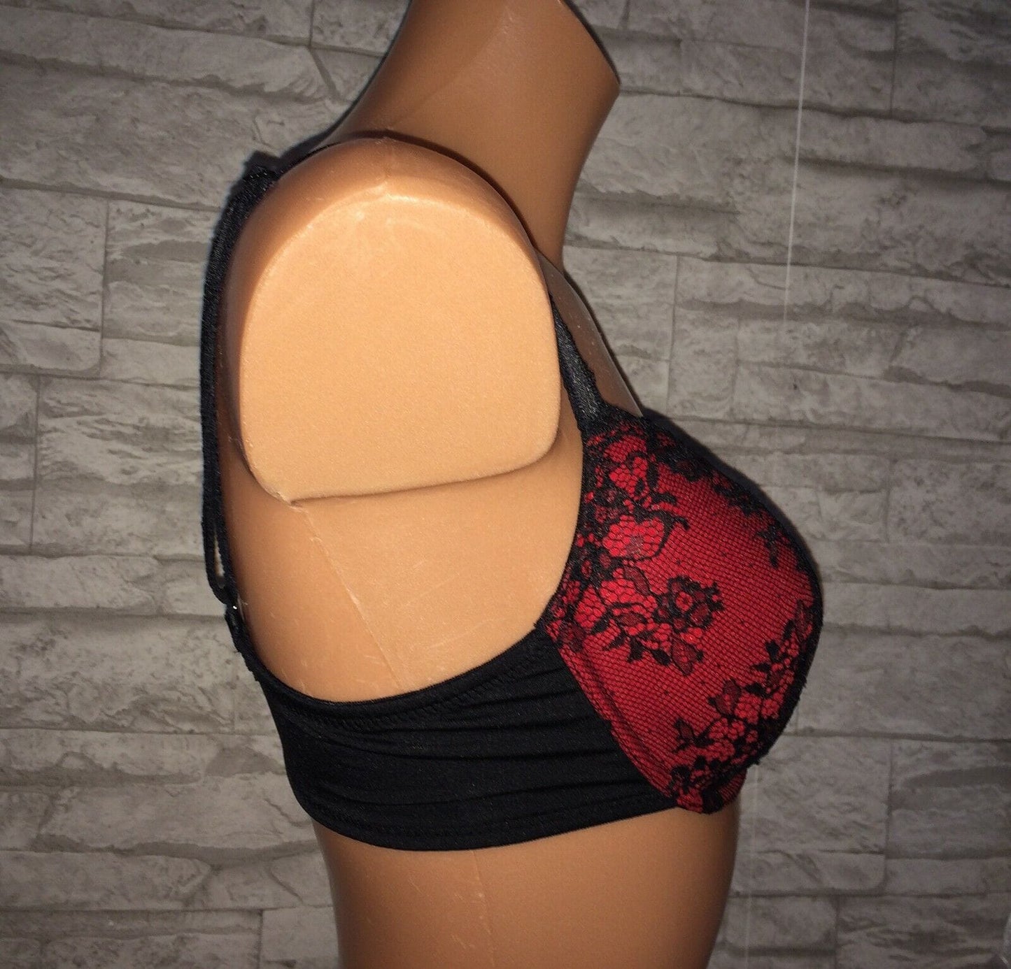 Schalen BH, Nina von C., rot, schwarz, Spitze BH Nina von C.