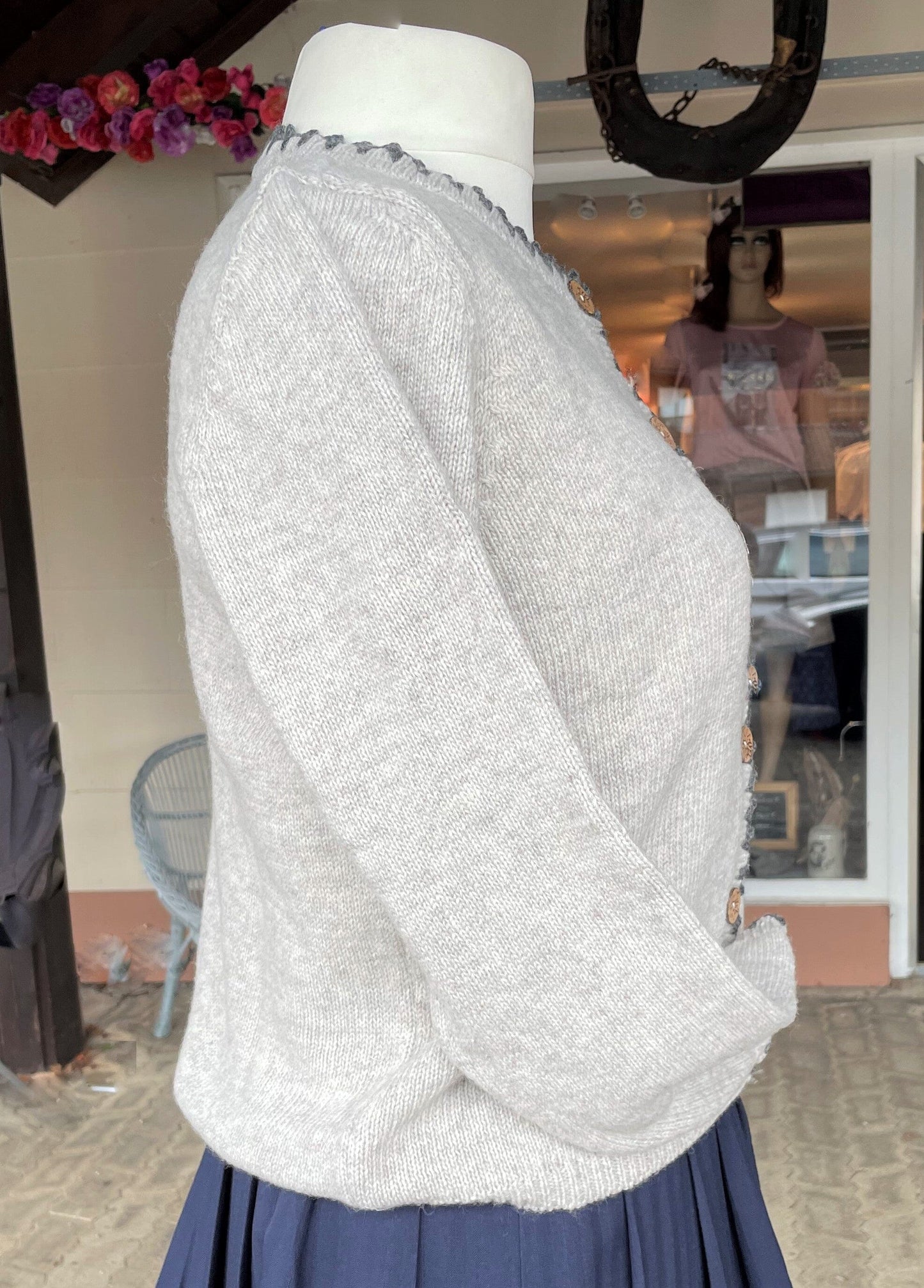 Trachten Jacke, Hangowear, Wilberta, Strickjacke, hellgrau, greige Jacke HangOwear