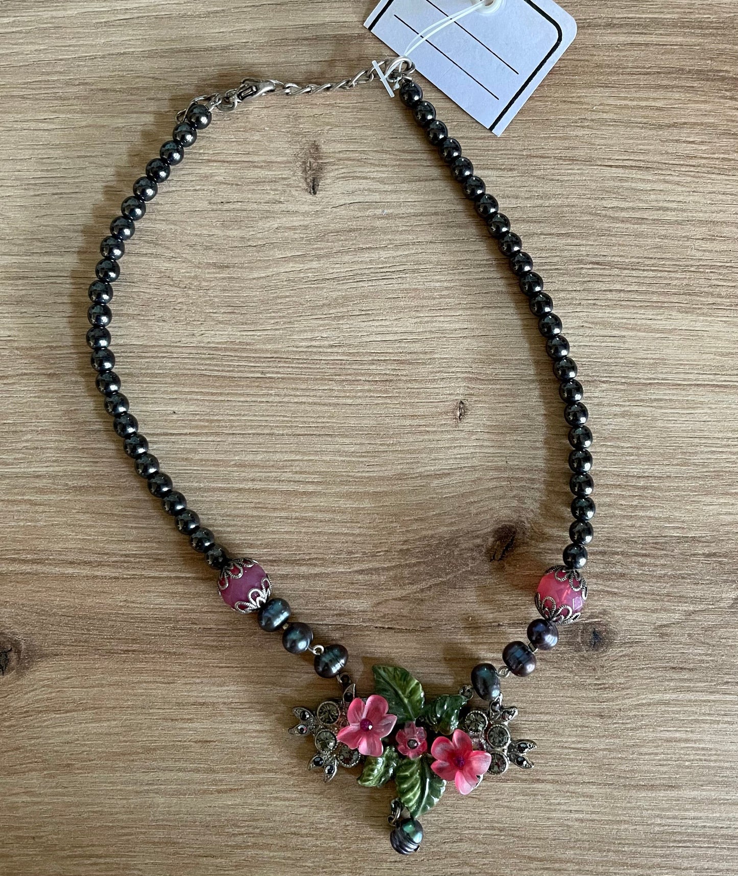 Trachten Kette Collier, lila, pink Blüten Perlen Kette Alpenwahn