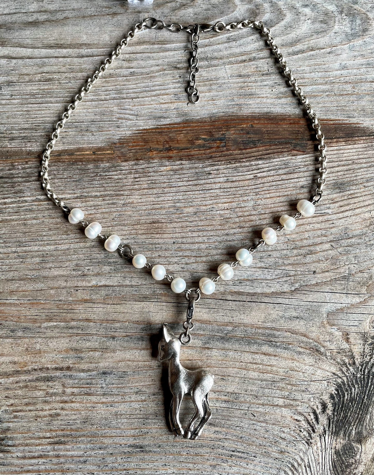 Trachten Kette Collier, Süßwasser Perlen, Reh Kette Alpenwahn