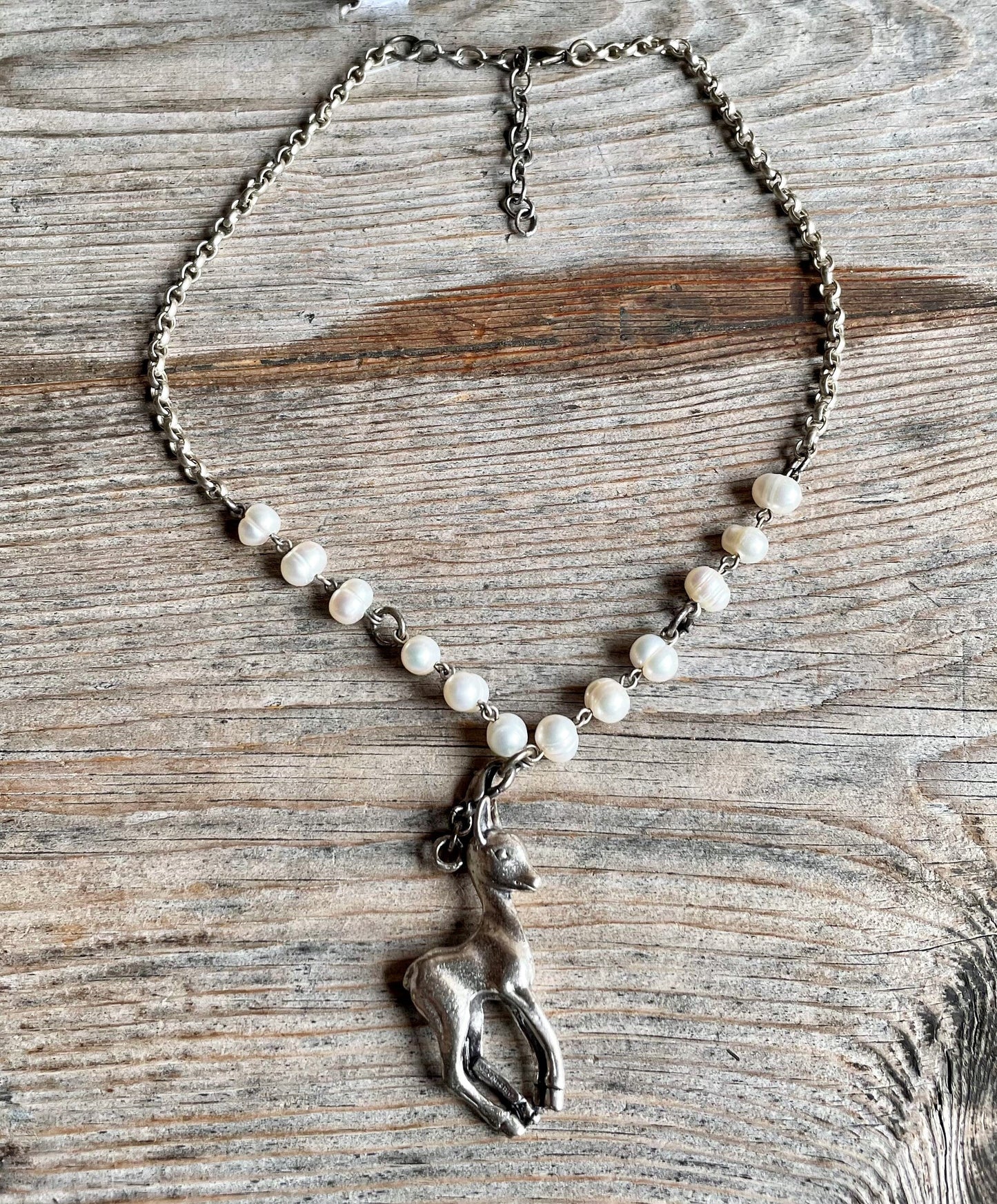 Trachten Kette Collier, Süßwasser Perlen, Reh Kette Alpenwahn