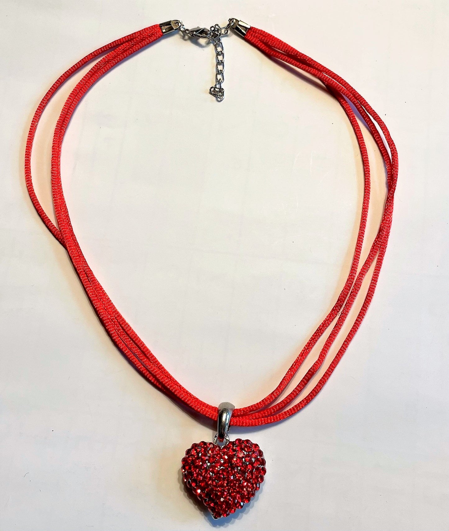Trachten Kette Herz und Strass, verschiedene Farben Kette Alpenfunkeln rot