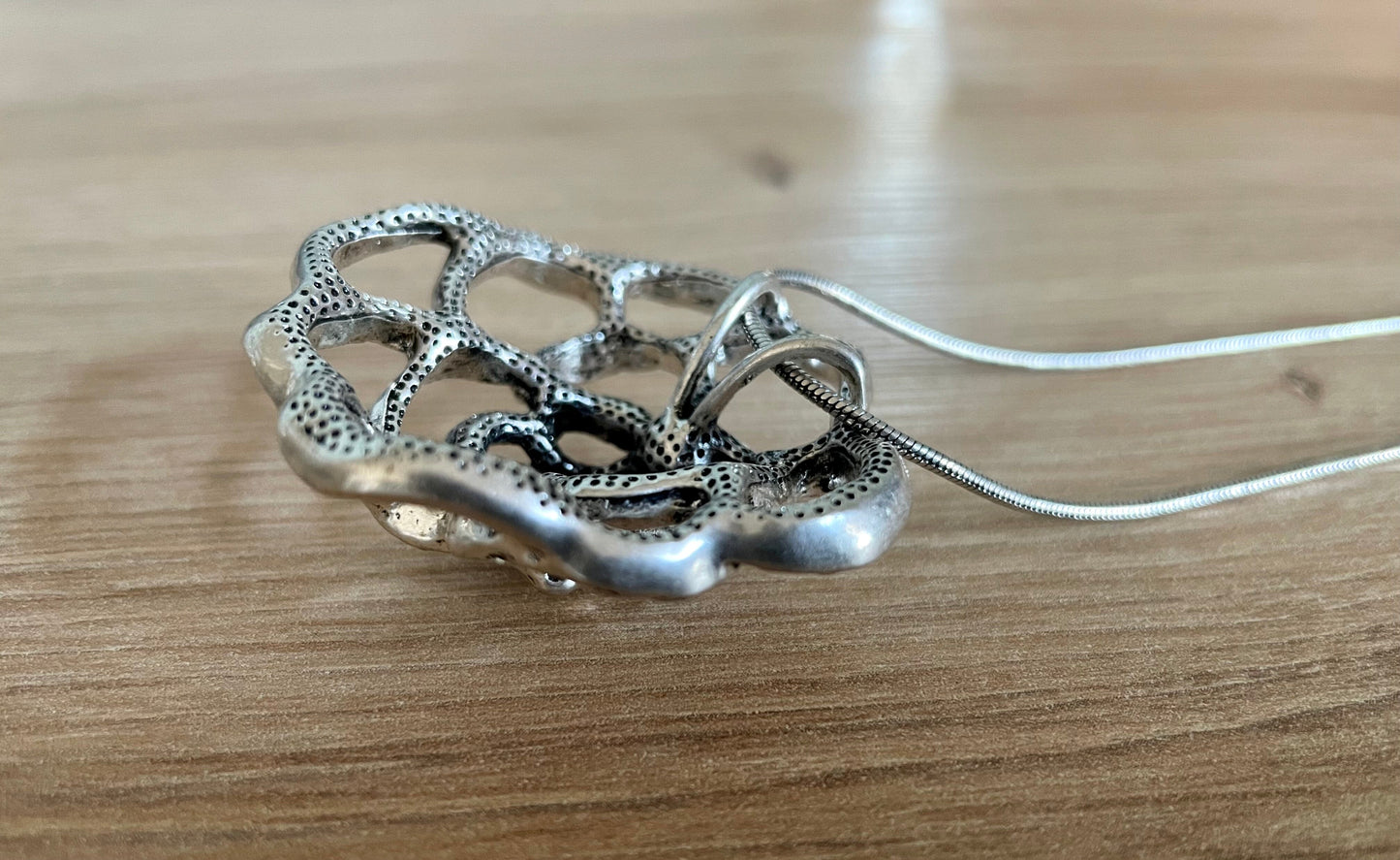 Trachten Kette mit großem Rosenanhänger Vintage Kette Alpenwahn
