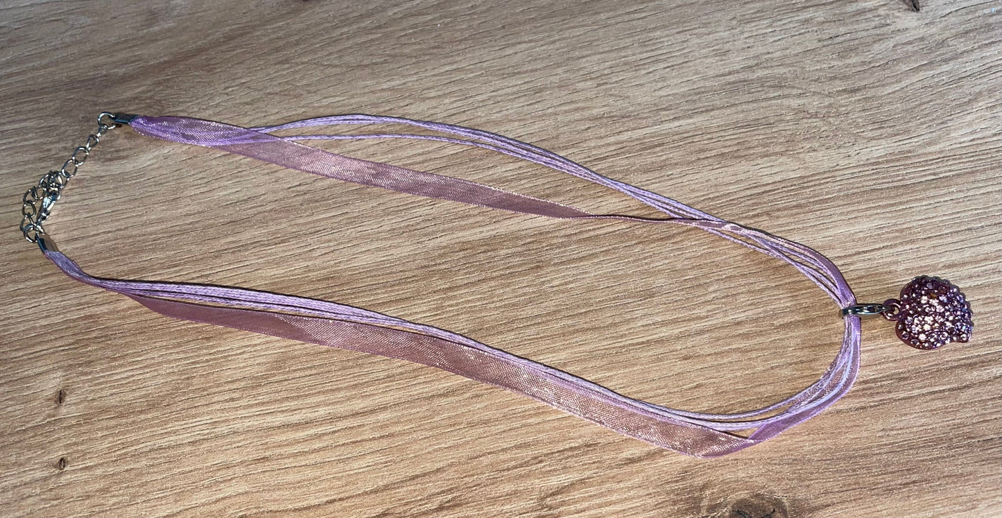 Trachten Kette mit Herz und Strass, verschiedene Farben Kette Alpenfunkeln flieder