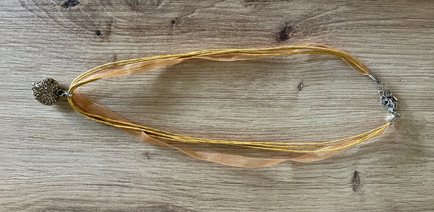 Trachten Kette mit Herz und Strass, verschiedene Farben Kette Alpenfunkeln Gold/silber