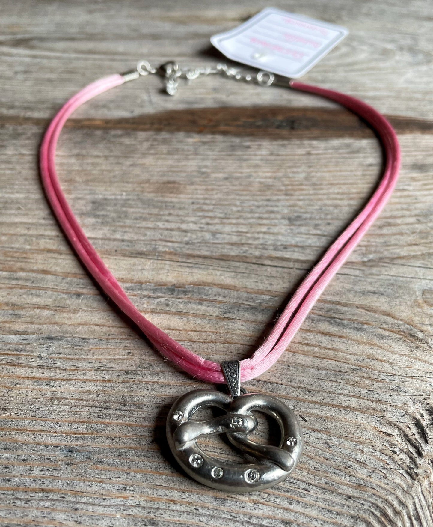 Trachten Kette rosa Satinband mit Swarowski Breze Kette Alpenwahn
