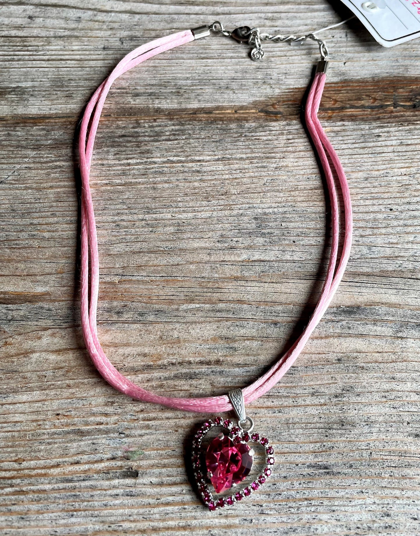 Trachten Kette rosa Satinband mit Swarowski Herz Kette Alpenwahn