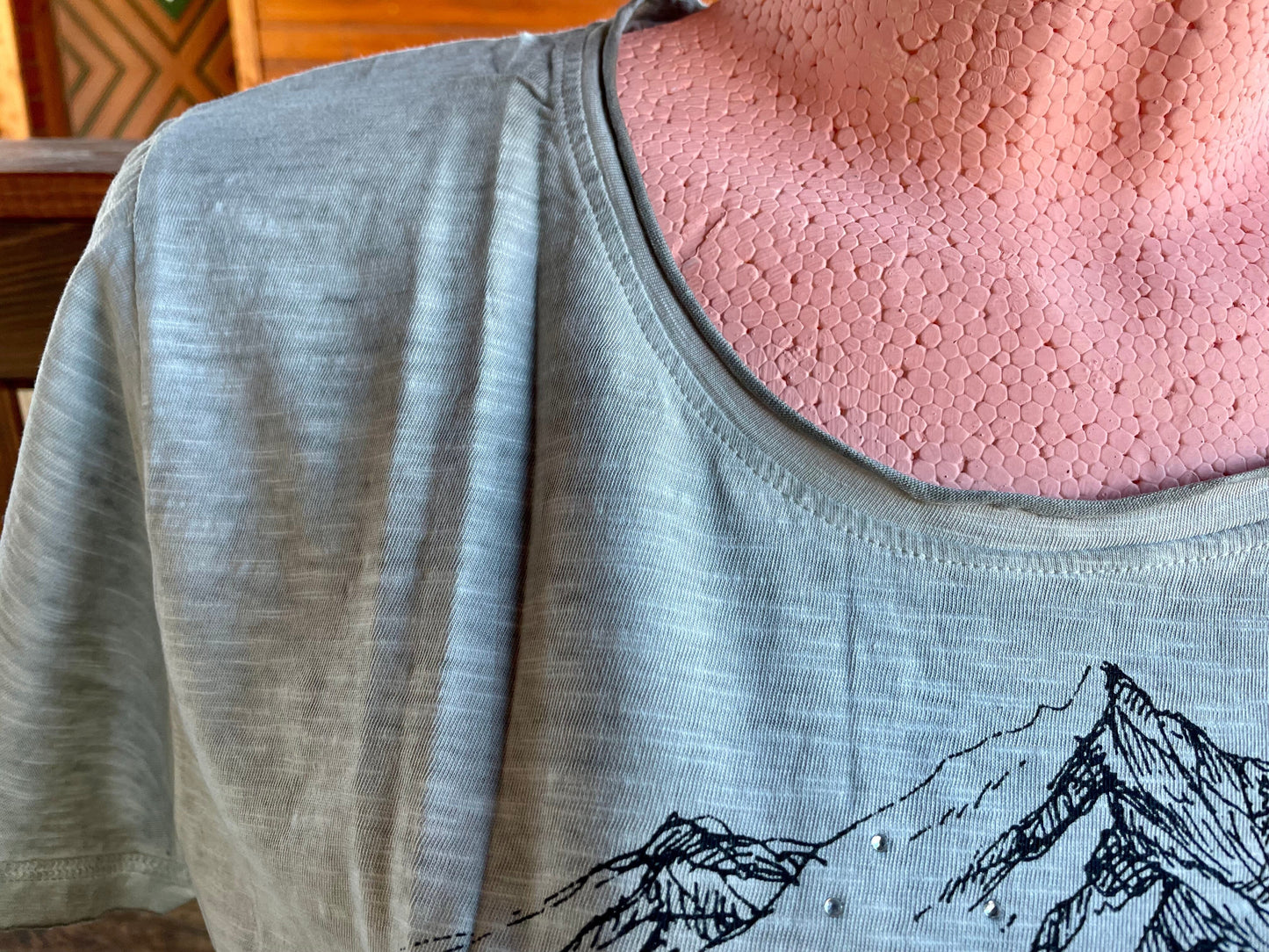 Trachtenshirt, HangOwear, Jill, Bergverliebt grau Shirts & Tops HangOwear