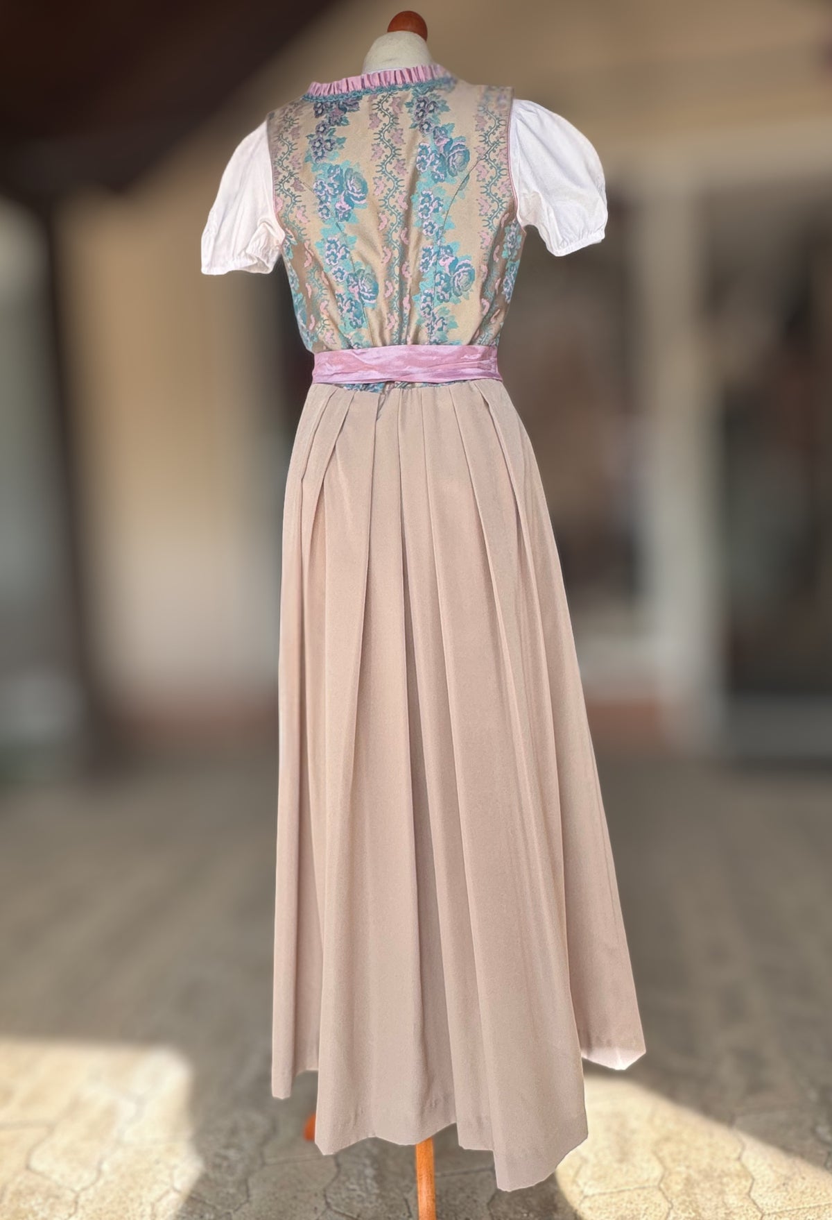 Dirndl Rose, Brautdirndl, rosa, beige Maxi 95 cm, Gr. 38