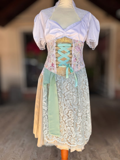Tian von Tastique Dirndl, 4-Teiler Mieder, Rock, Schürze, Gr. 34 Unikat