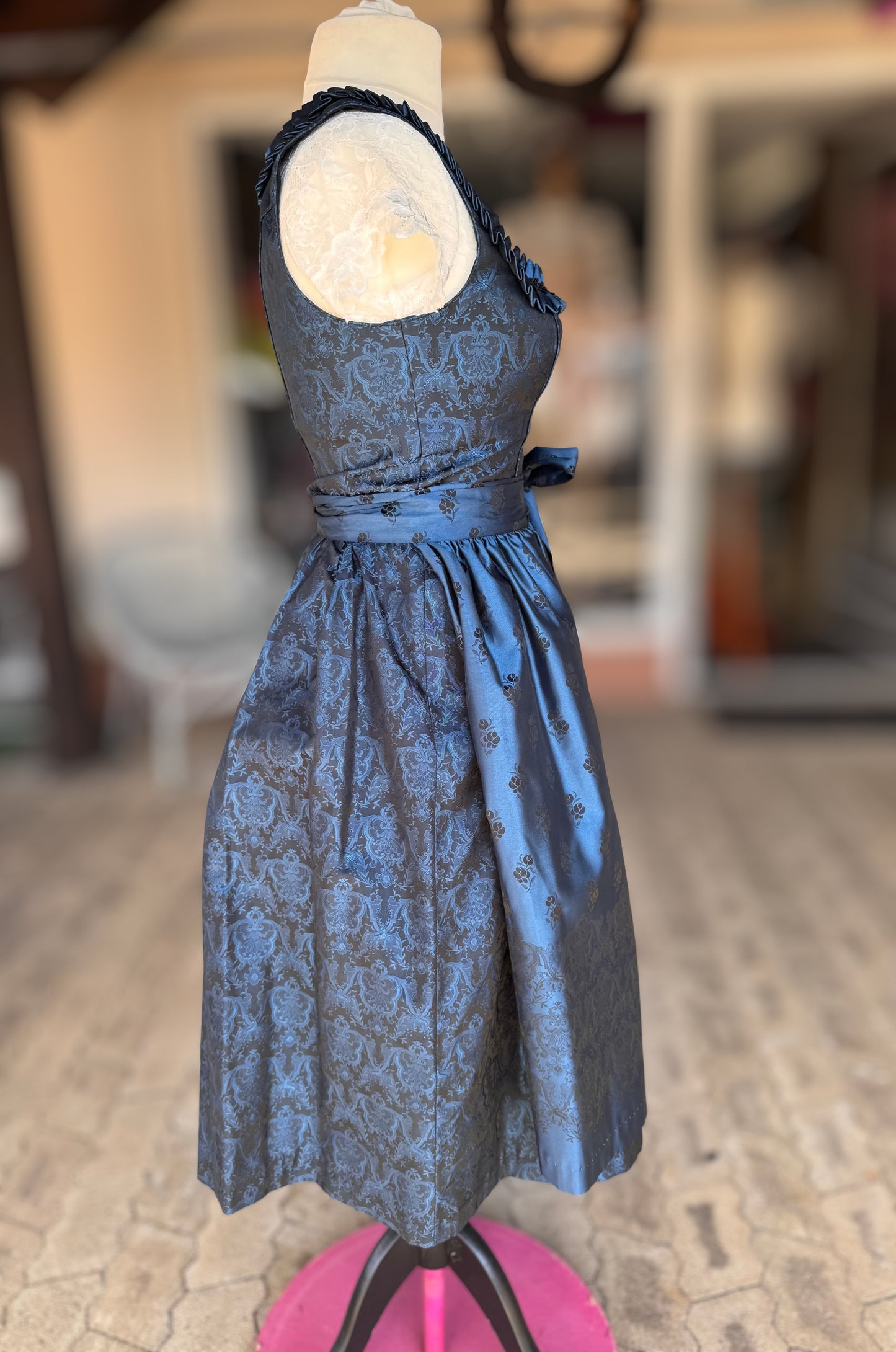 Dirndl Wenger, dunkelblau, schwarz, Midi 70 cm, Gr. 36