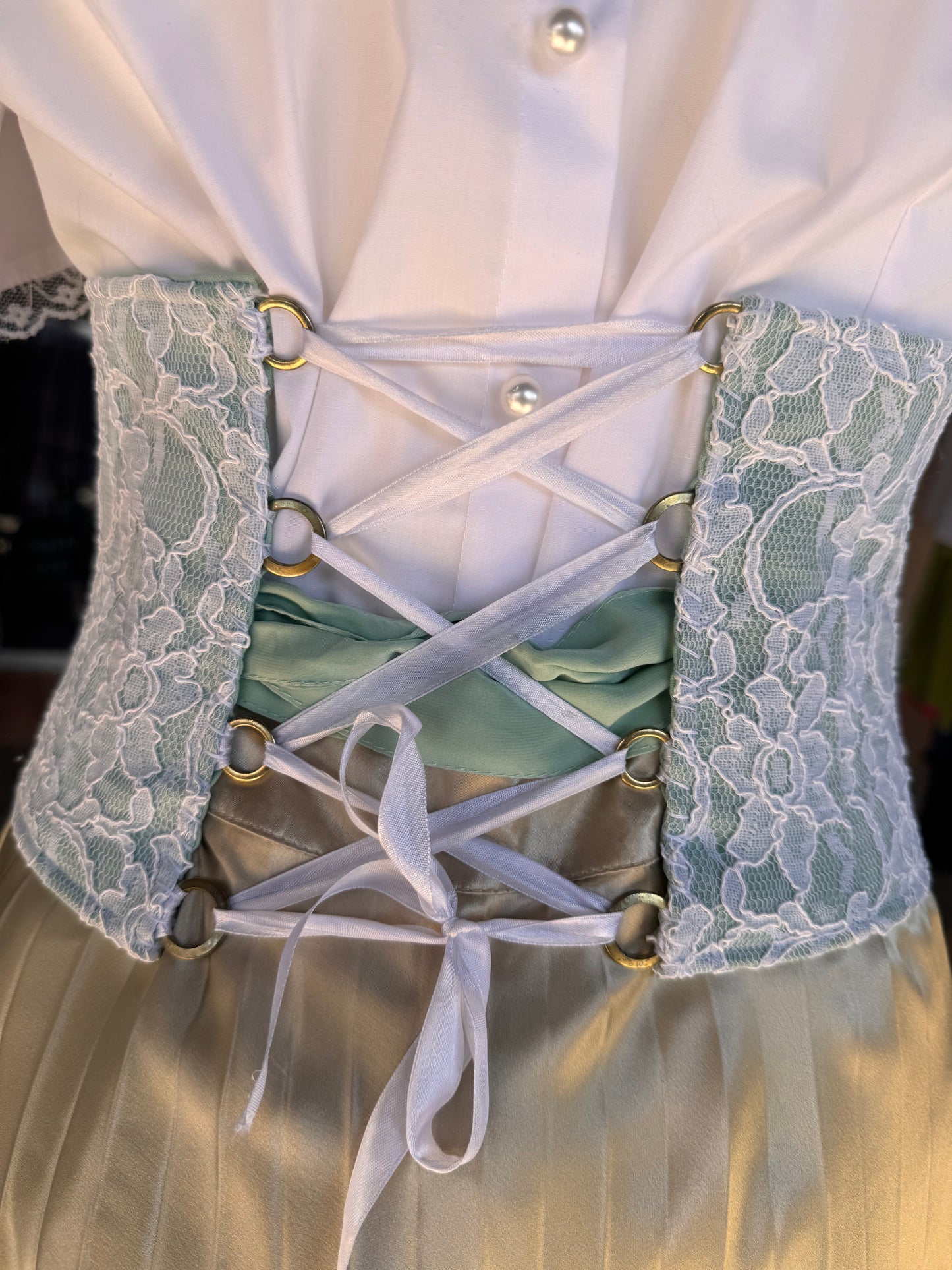 Tian von Tastique Dirndl, 4-Teiler Mieder, Rock, Schürze, Gr. 34 Unikat