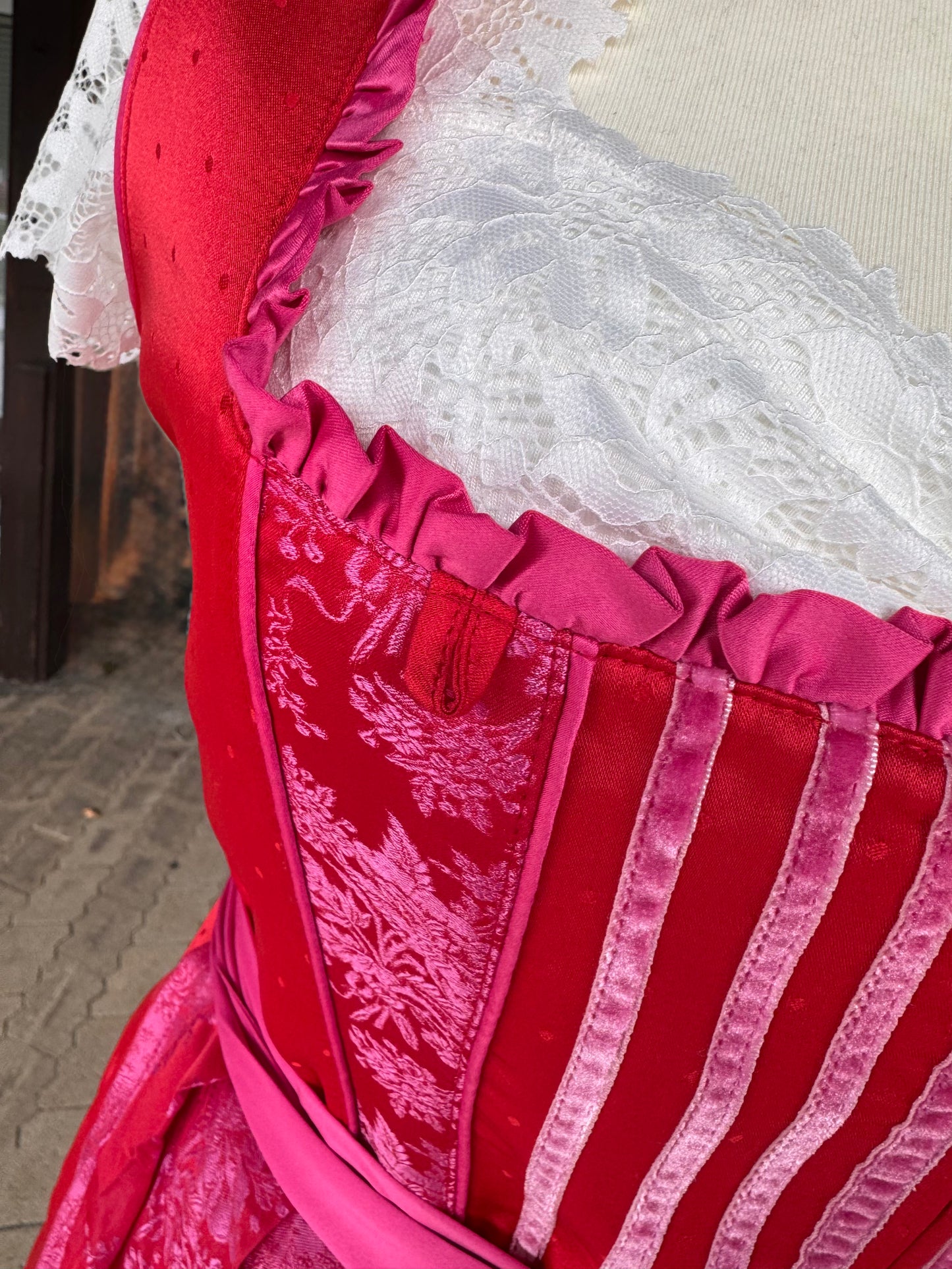 Dirndl Melega, Ronja, Rot pink, Midi, Gr. 44