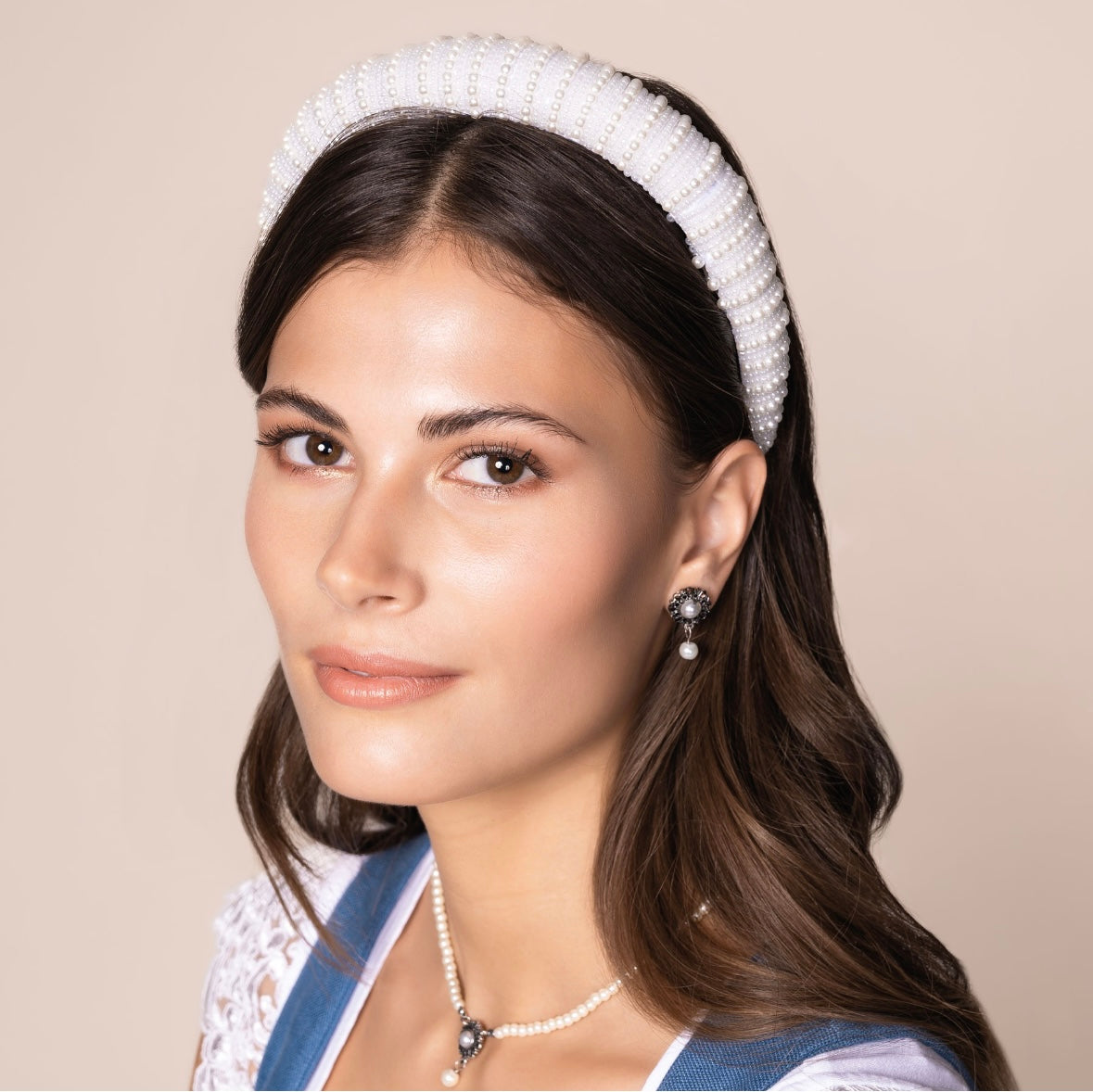 Haarschmuck, Haarreifen Perlen, Braut, Dirndl, schwarz, weiß