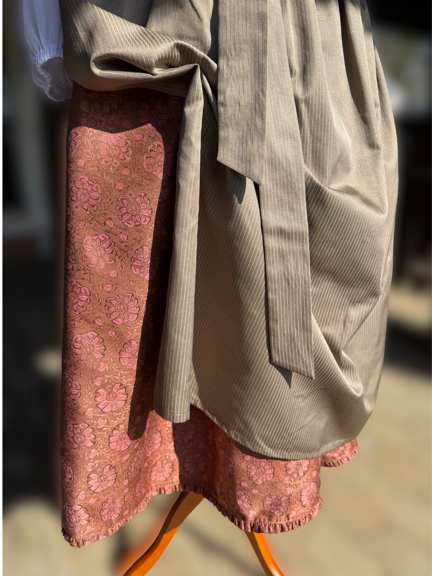 Dirndl Alpenfee, Jovana, Samt, rost ocker, 75 cm, große Größen