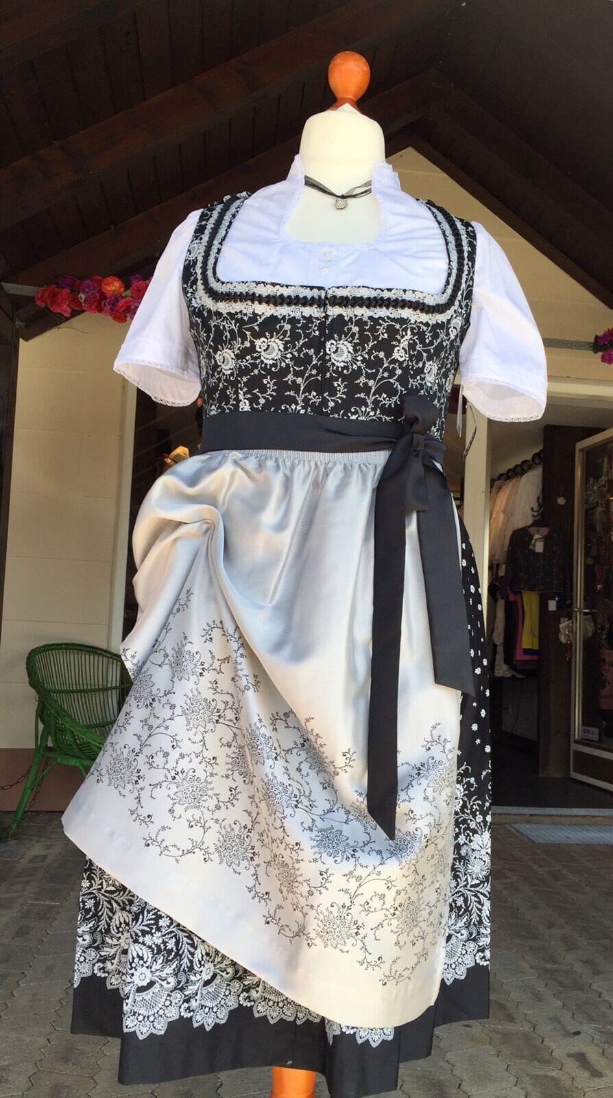 Dirndl Wenger Veronika, schwarz, silber, Baumwolle, Midi Dirndl Wenger 